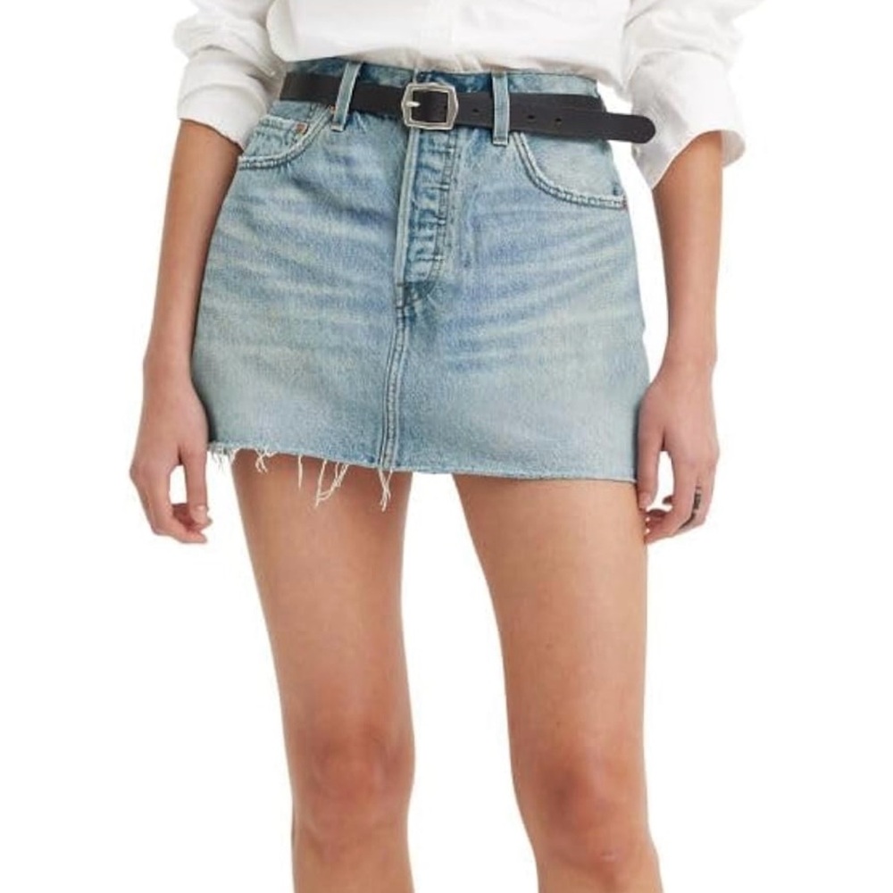 Levi's Women's Icon Skirt Size 32